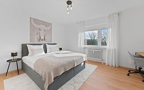 Roomfall Apartment am Kurpark mit TG&Wifi&Balkon
